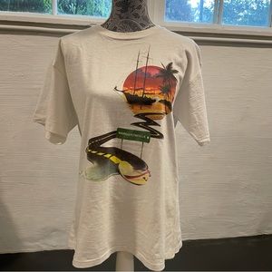 Jimmy Buffett’s Margaritaville Vintage Tee (L)